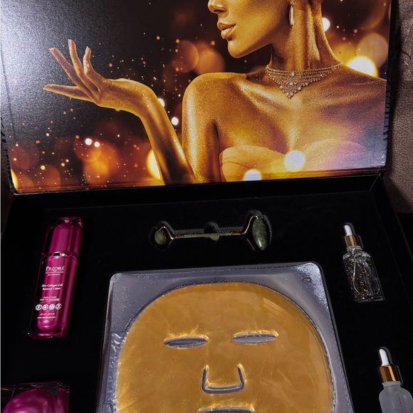 Predire Skincare Set with Gold Face Mask